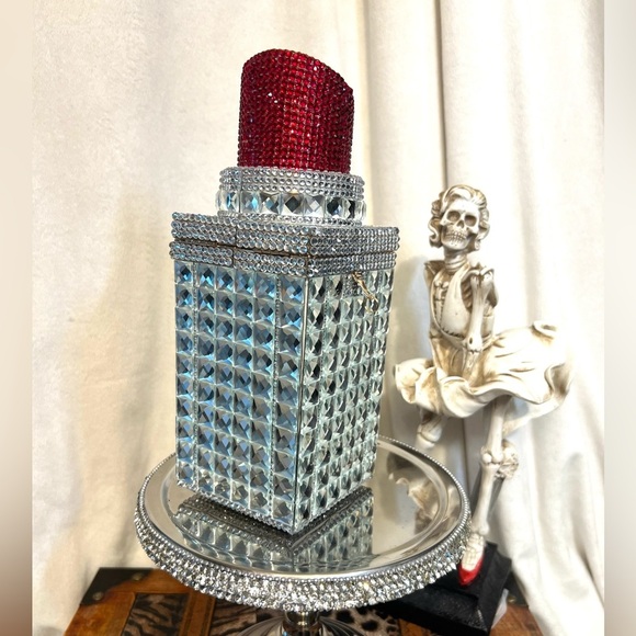 💄Lipstick Shape Rhinestone Crystal Handbag💄NWT - Picture 1 of 12